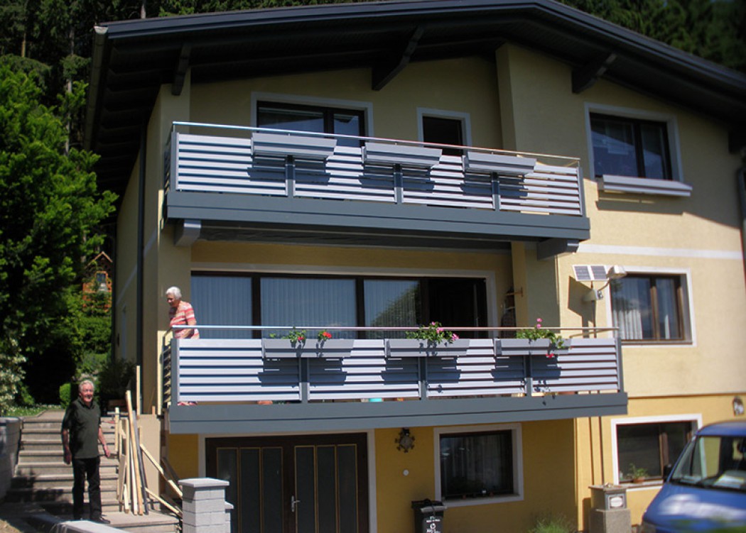 Aluminium Balkone in der Modellgruppe Design in der Modellgruppe Design mit der Nr 719