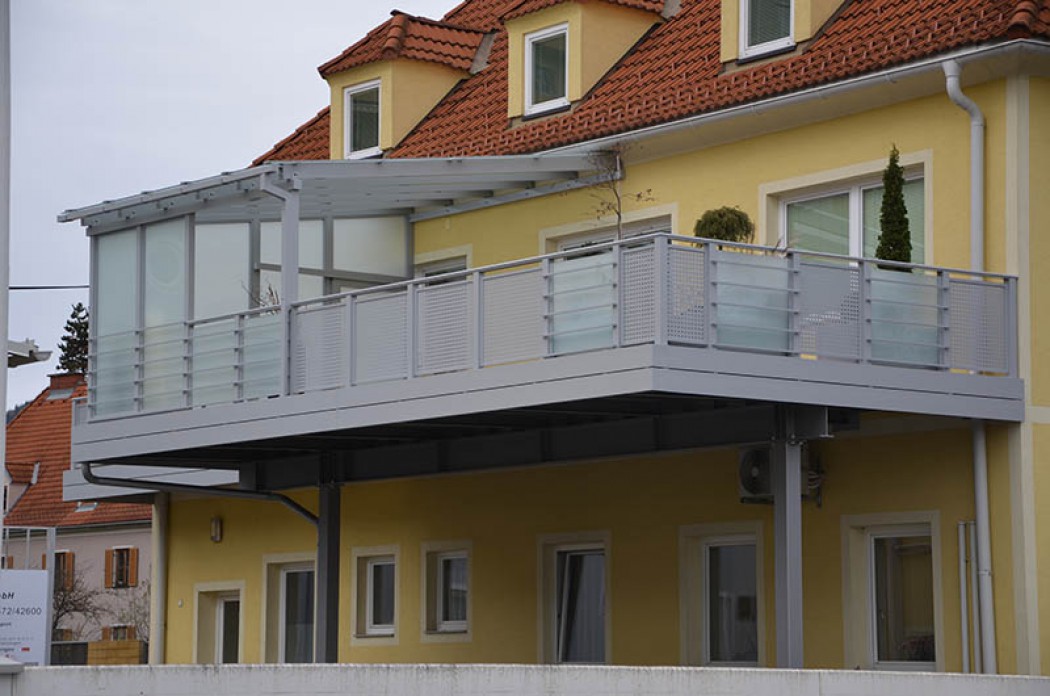 Aluminium Balkone in der Modellgruppe Design in der Modellgruppe Design mit der Nr 530